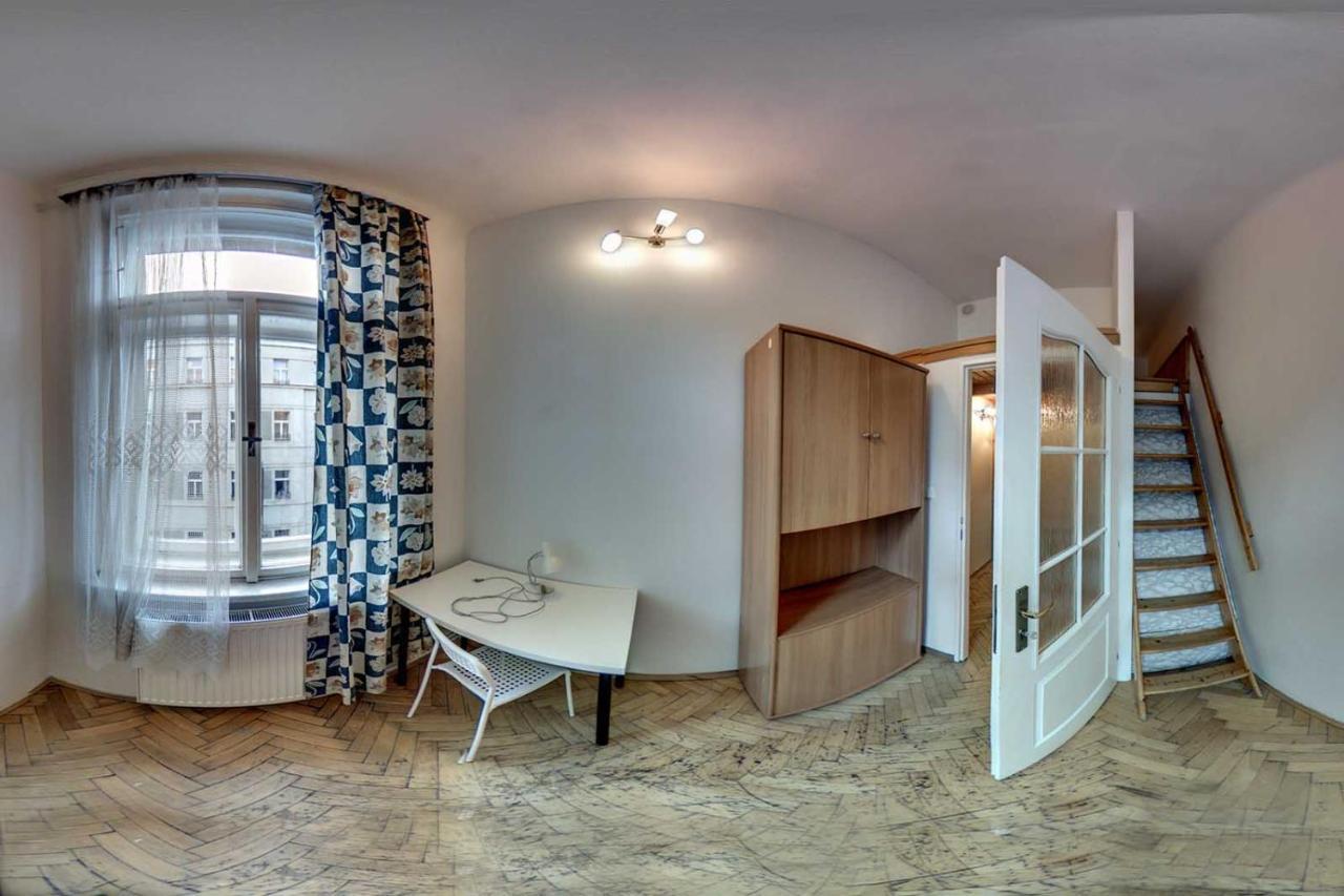 Apartment Lublanska 48 Praag Buitenkant foto