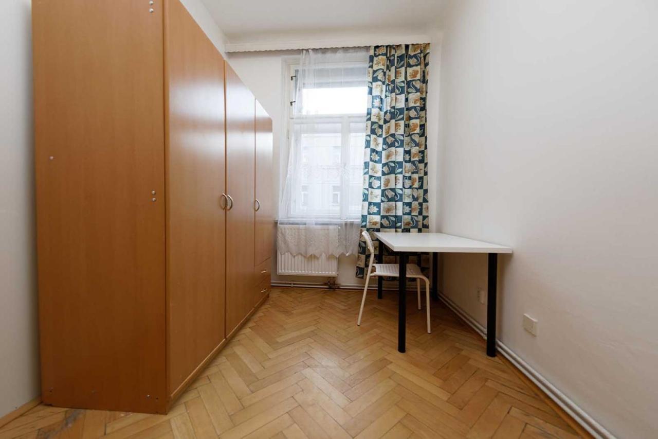 Apartment Lublanska 48 Praag Buitenkant foto