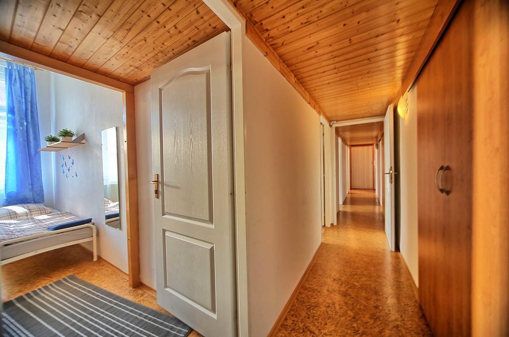 Apartment Lublanska 48 Praag Buitenkant foto