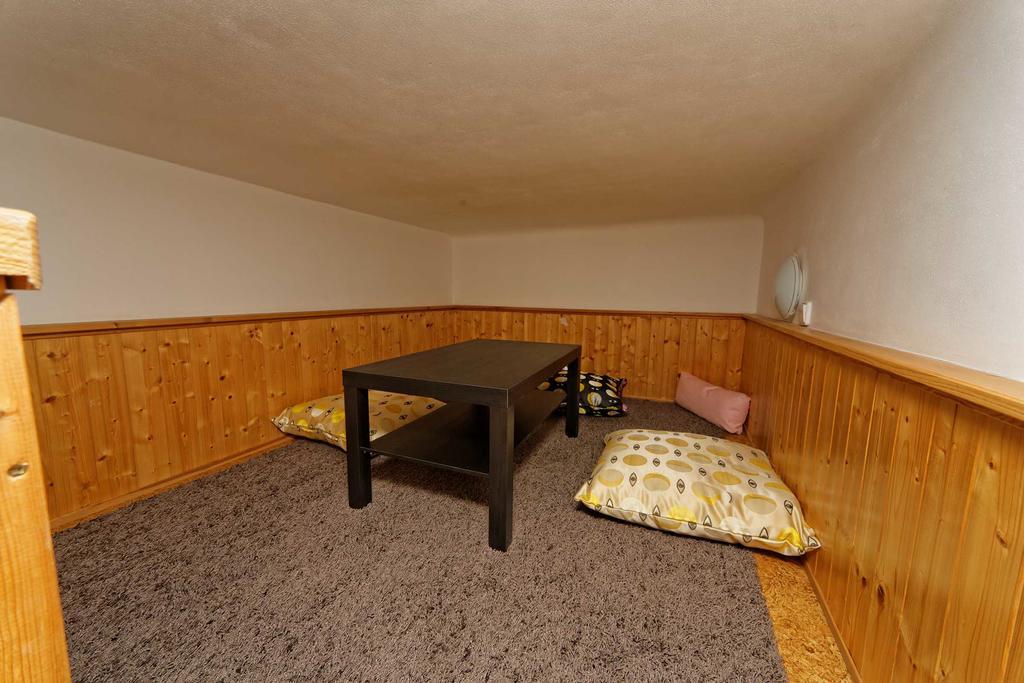 Apartment Lublanska 48 Praag Buitenkant foto