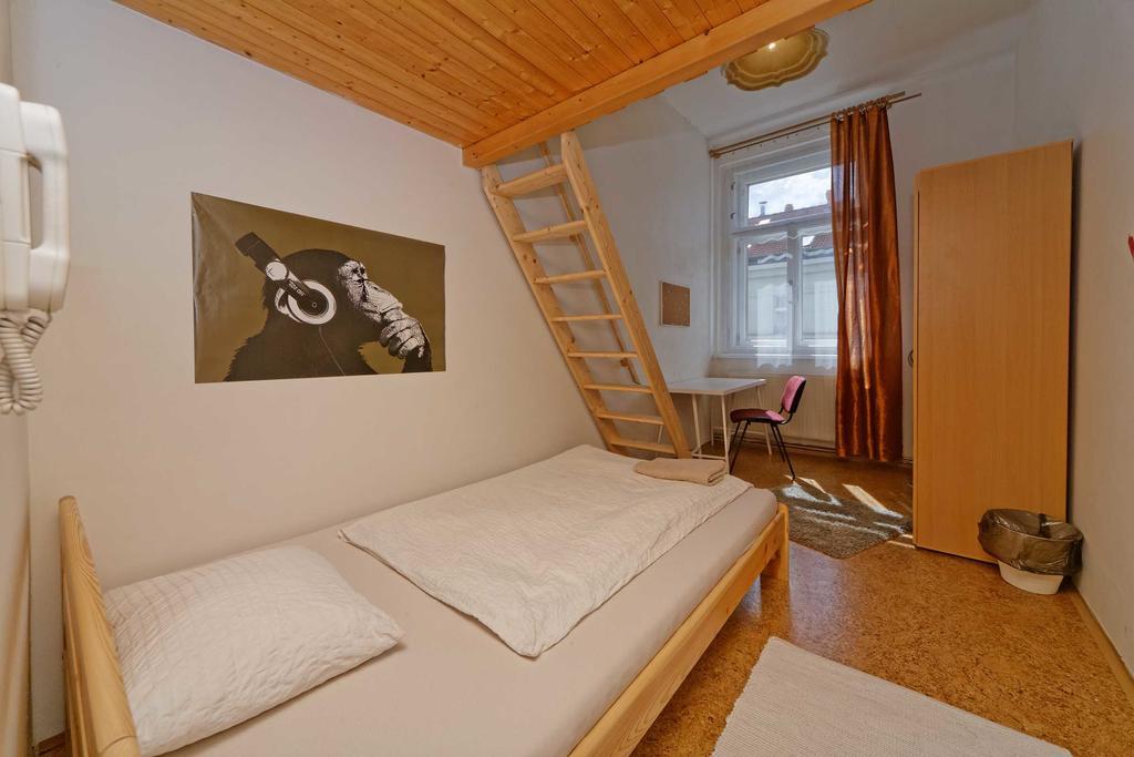Apartment Lublanska 48 Praag Buitenkant foto