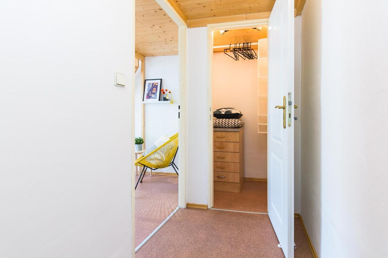 Apartment Lublanska 48 Praag Buitenkant foto
